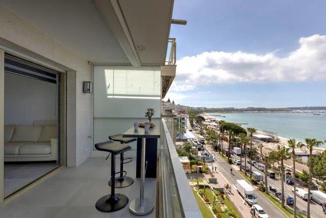 Appartement - 100 m² - 4 pièces