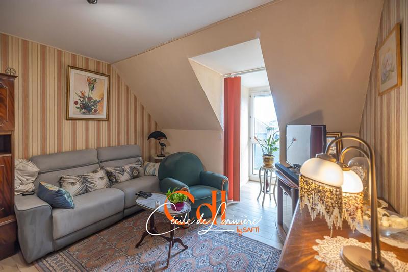 Appartement - 93 m² - 3 pièces