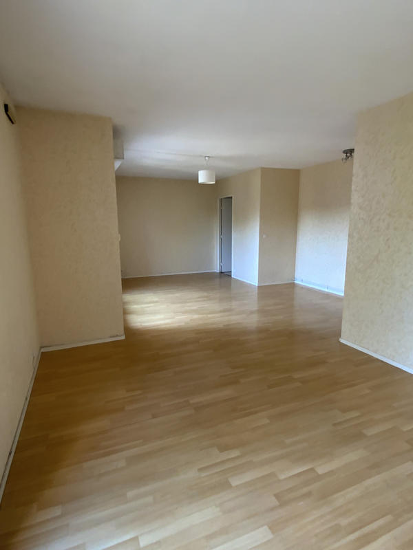 Appartement - 74 m² - 3 pièces