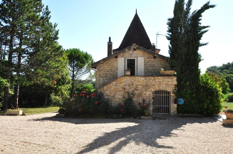 Maison en pierre - 123 m² - 6 pièces