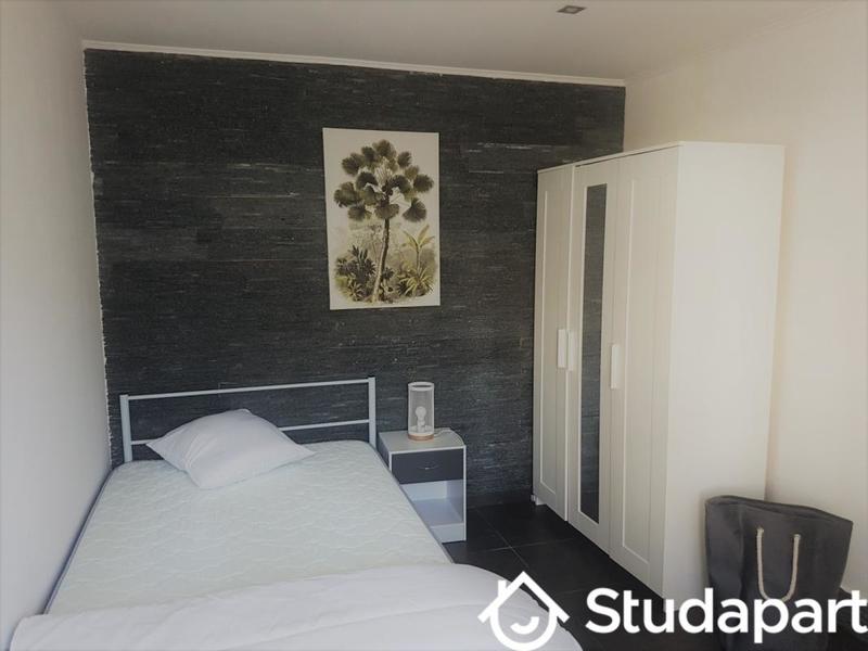 Chambre - 13 m² - 1 pièce