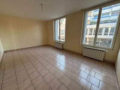 Appartement - 84 m² - 4 pièces