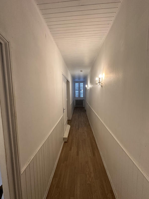 Maison - 240 m² - 12 pièces