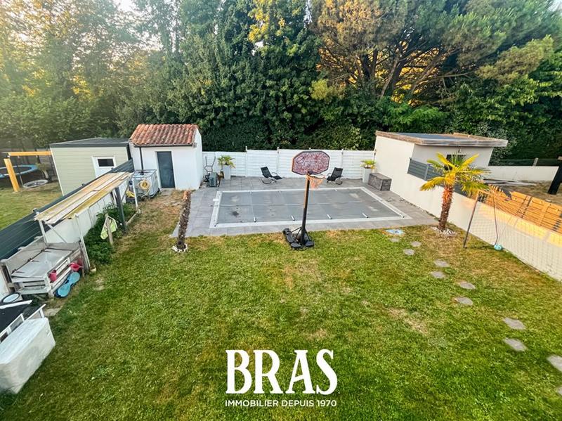 Maison - 157 m² - 6 pièces