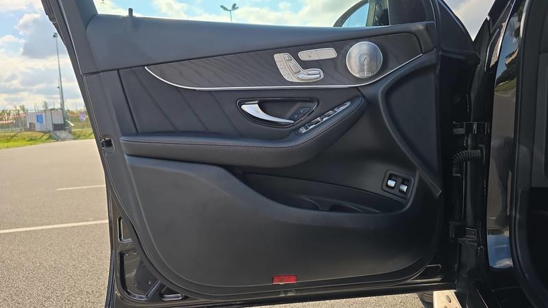 Mercedes classe glc 2.0 300 245.0 Avantgarde Line - Toit ouvrant