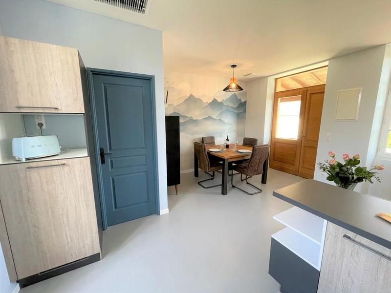 Maison - 361 m² - 11 pièces