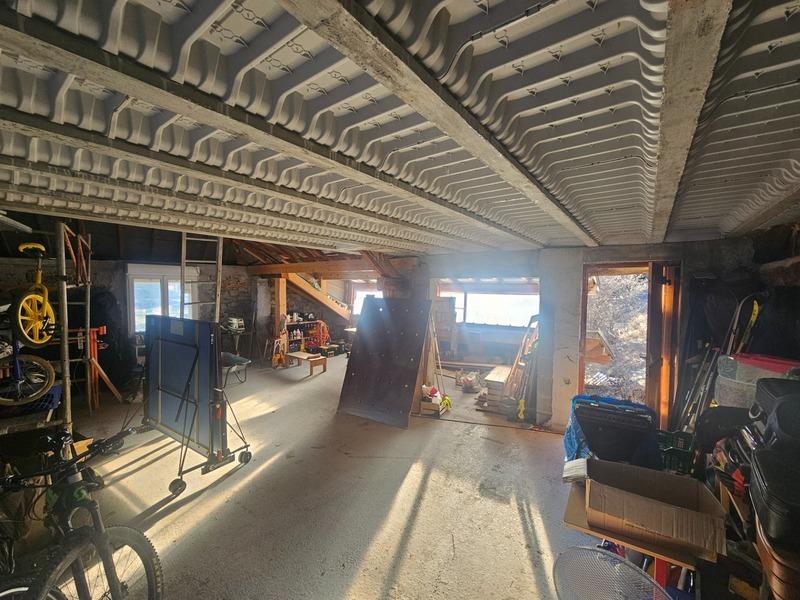 Maison - 250 m² - 8 pièces