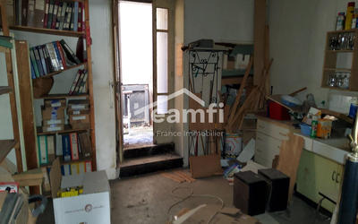 Local commercial - 45 m² - 3 pièces