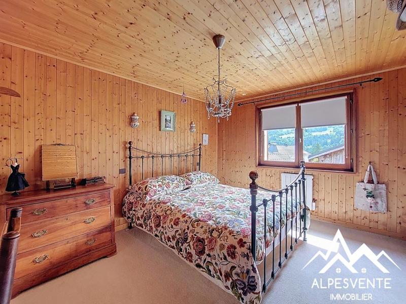 Maison - 249 m² - 9 pièces