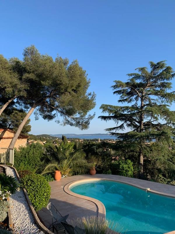 Propriété - 141 m² - 4 pièces