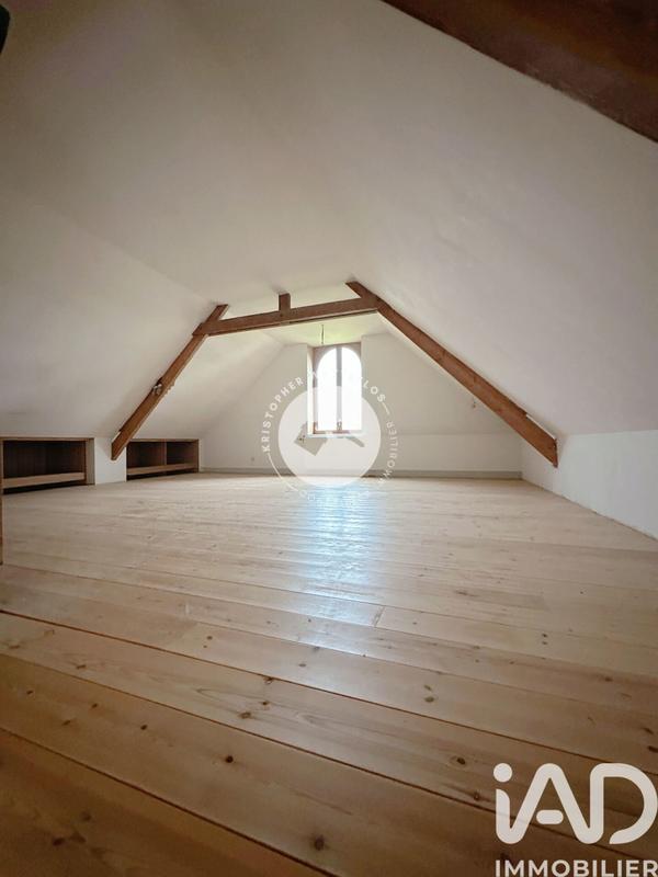 Maison - 220 m² - 7 pièces