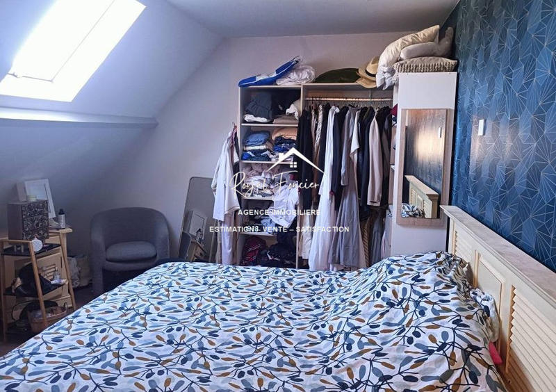 Maison traditionnelle - 200 m² - 8 pièces