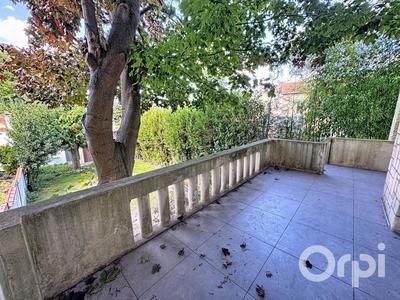 Maison - 116 m² - 4 pièces