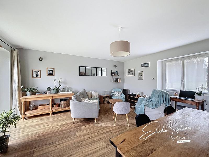 Maison - 110 m² - 7 pièces