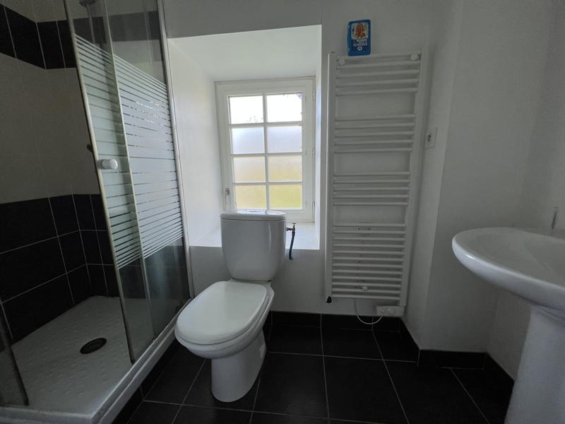 Maison - 213 m² - 8 pièces