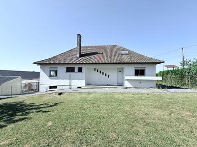 Maison - 202 m² - 7 pièces