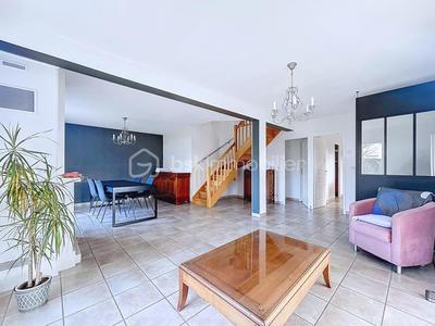 Maison - 124 m² - 7 pièces