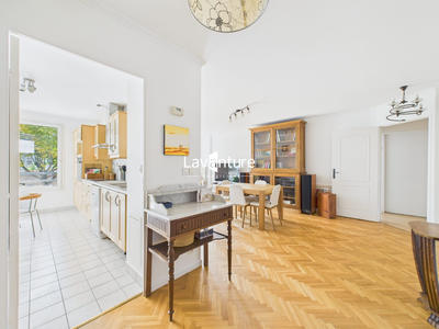 Appartement - 89 m² - 4 pièces