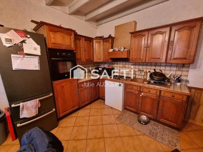 Maison - 141 m² - 6 pièces