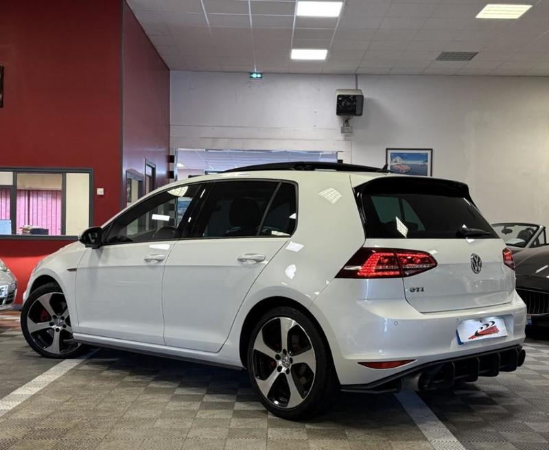 Volkswagen Golf 2.0 Tsi 220ch BlueMotion Technology Gti Dsg6 5p