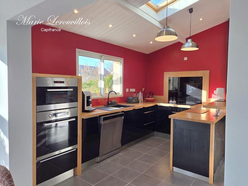 Maison - 152 m² - 8 pièces