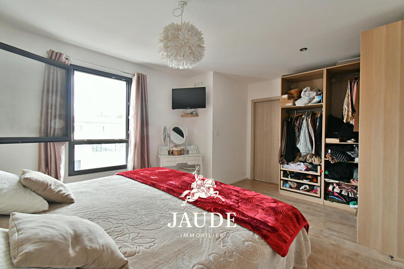 Maison - 121 m² - 5 pièces