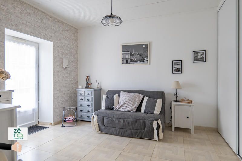 Maison - 215 m² - 7 pièces