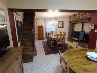 Maison traditionnelle - 153 m² - 10 pièces