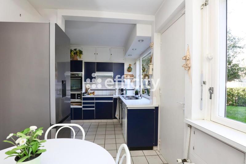 Maison - 140 m² - 5 pièces