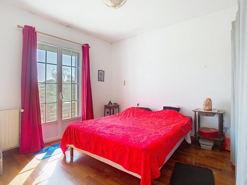 Maison - 167 m² - 6 pièces