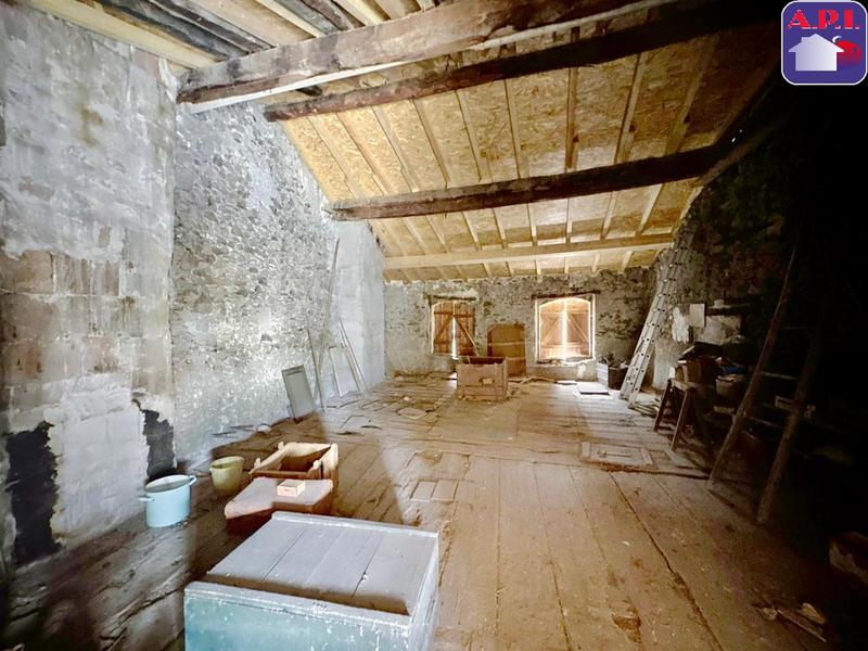 Maison - 213 m² - 6 pièces