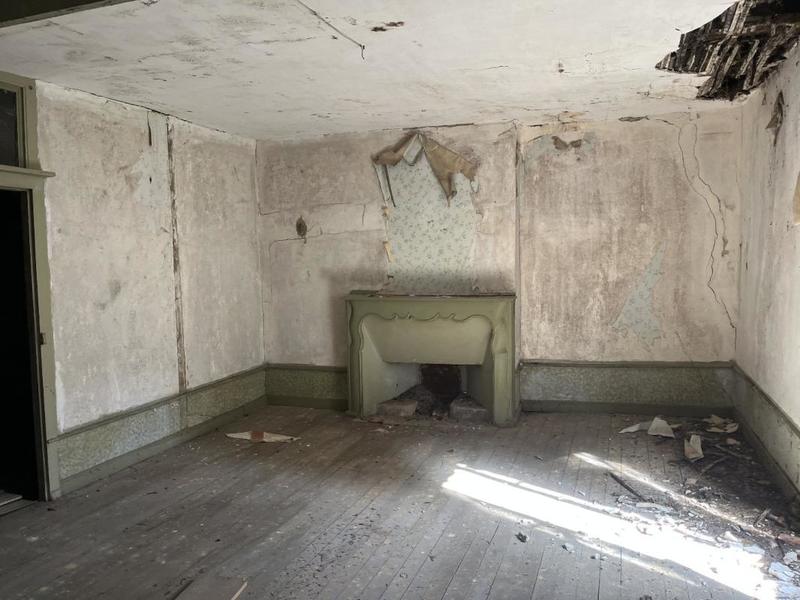 Immeuble - 1 m² - 7 pièces