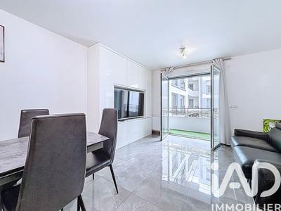 Appartement - 87 m² - 4 pièces