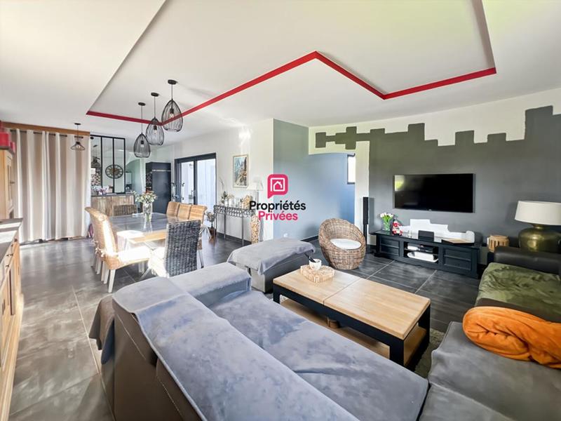 Maison - 128 m² - 5 pièces