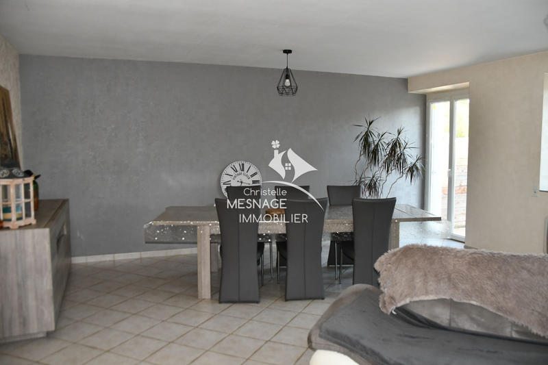 Maison en pierre - 187 m² - 6 pièces