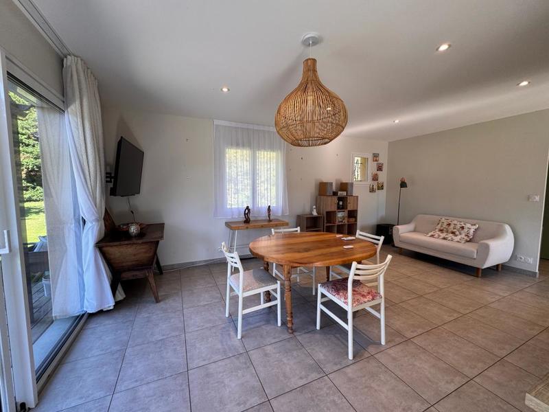 Maison - 161 m² - 6 pièces