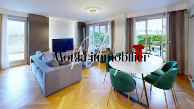 Appartement - 100 m² - 4 pièces