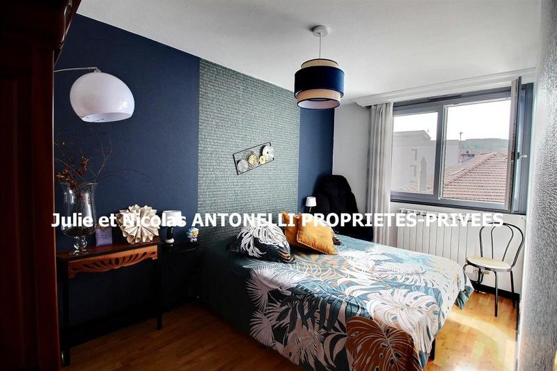 Appartement - 96 m² - 4 pièces