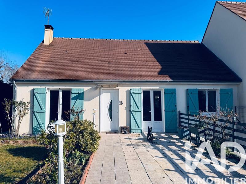 Maison - 90 m² - 4 pièces