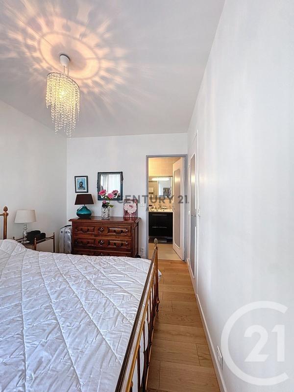 Appartement - 108 m² - 5 pièces