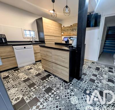 Maison - 150 m² - 5 pièces