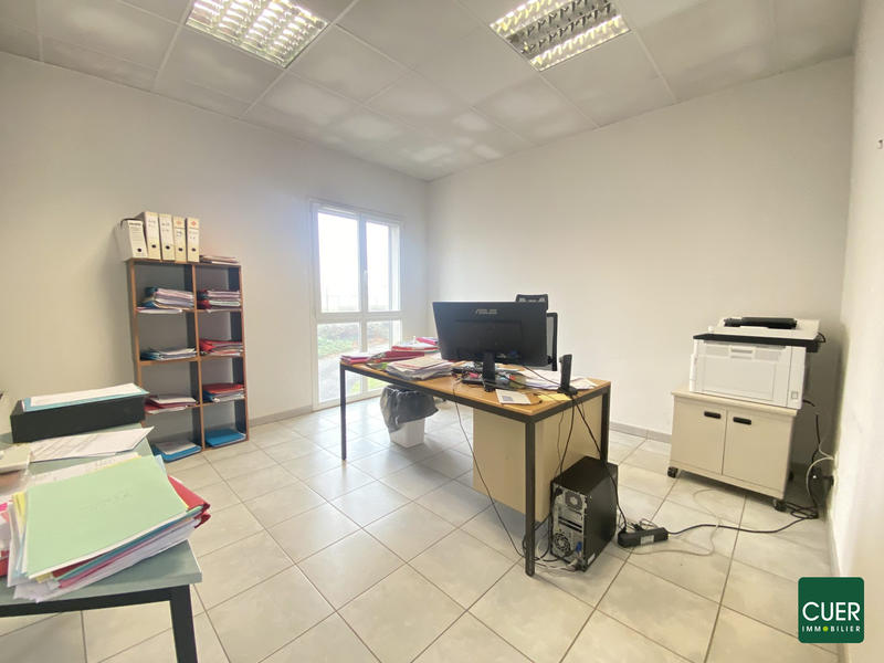 Local commercial - 195 m² - 7 pièces