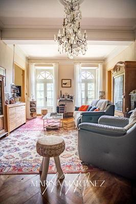 Maison - 333 m² - 14 pièces