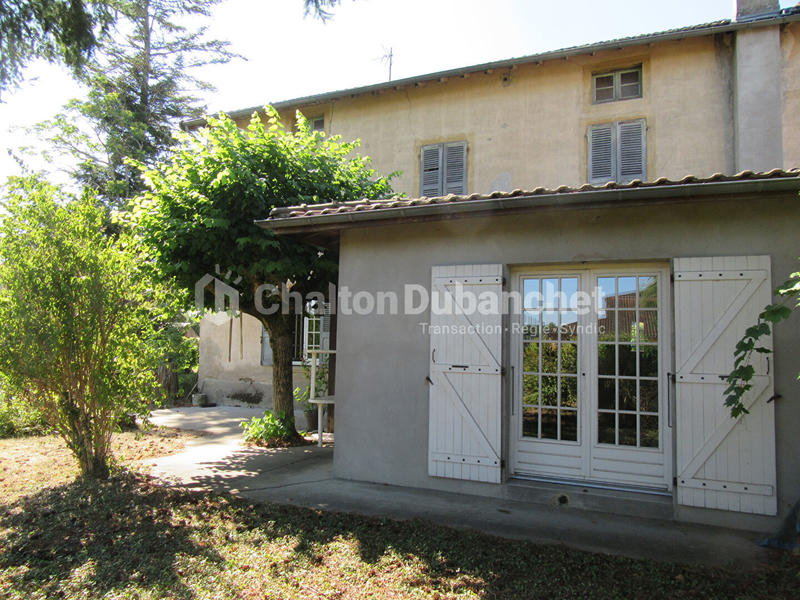 Maison - 235 m² - 9 pièces