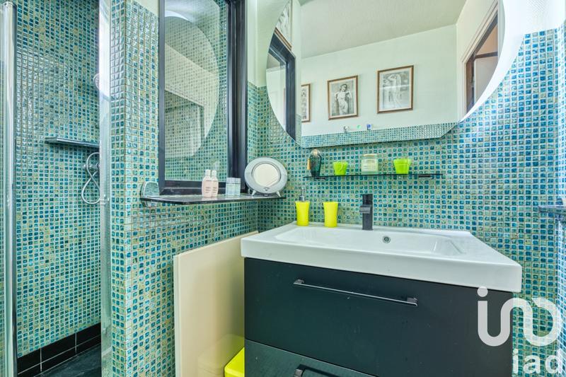 Duplex - 214 m² - 7 pièces