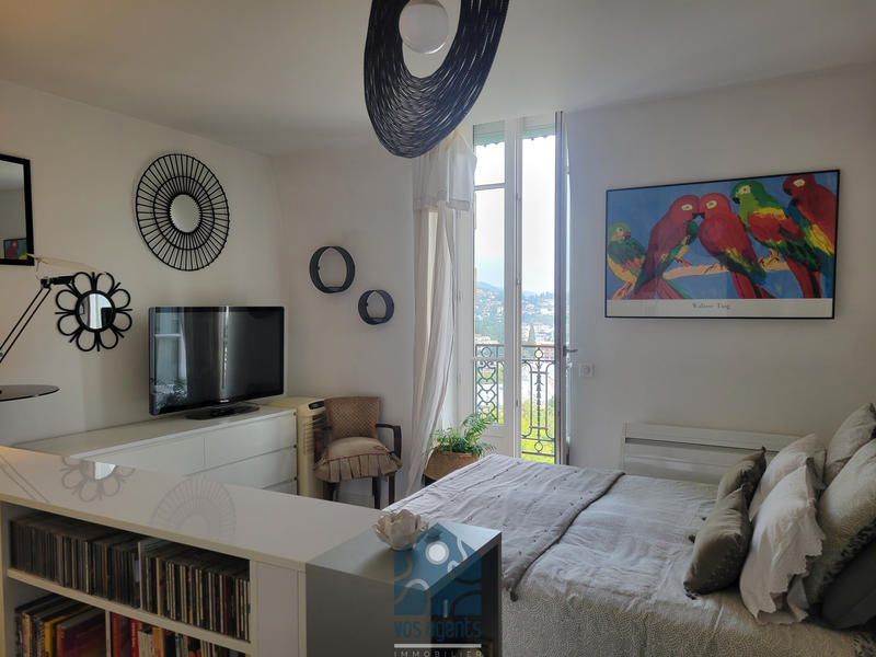 Appartement - 85 m² - 3 pièces