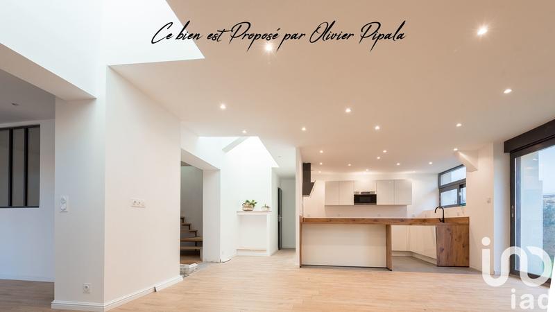 Loft - 161 m² - 6 pièces