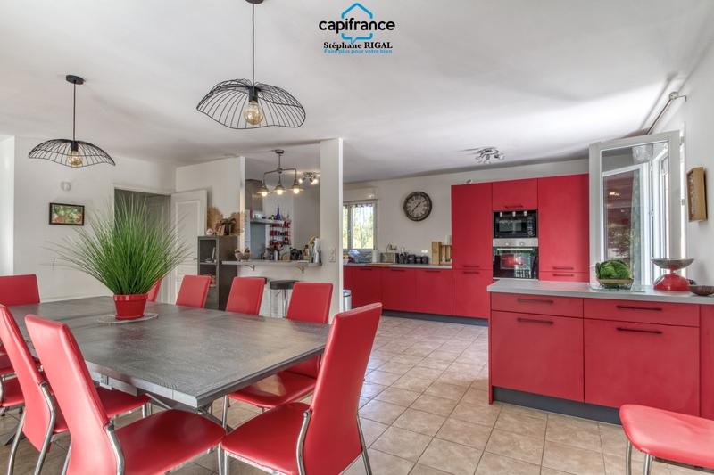 Maison - 130 m² - 6 pièces