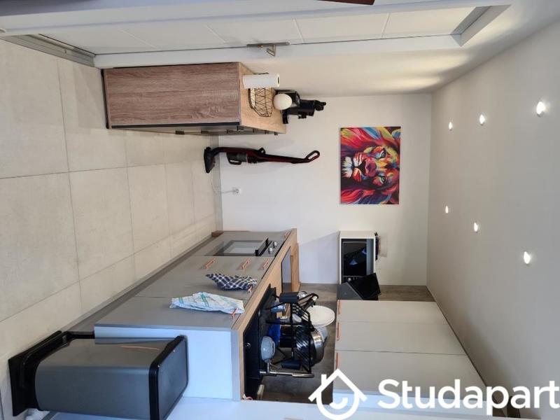 Chambre - 9 m² - 1 pièce