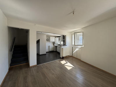 Maison de ville - 70 m² - 4 pièces